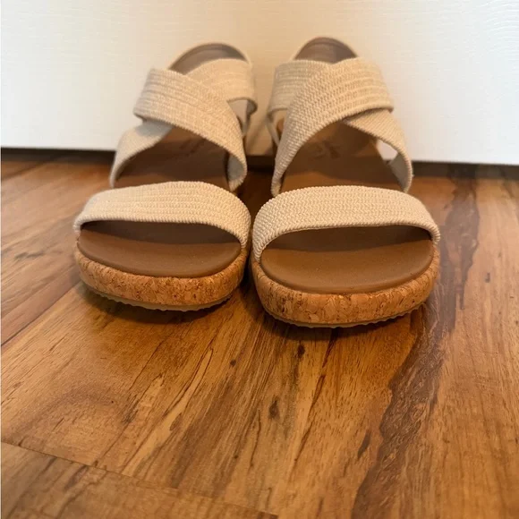 Skechers Women’s Arch Fit Beverlee Love Stays Wedge Sandals 8 Boho Wedge Sandals - Picture 3 of 11